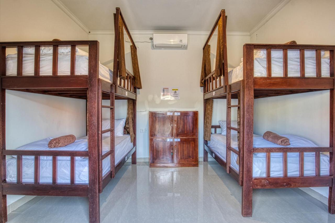 L Degus Hostel Toyapakeh Eksteriør billede