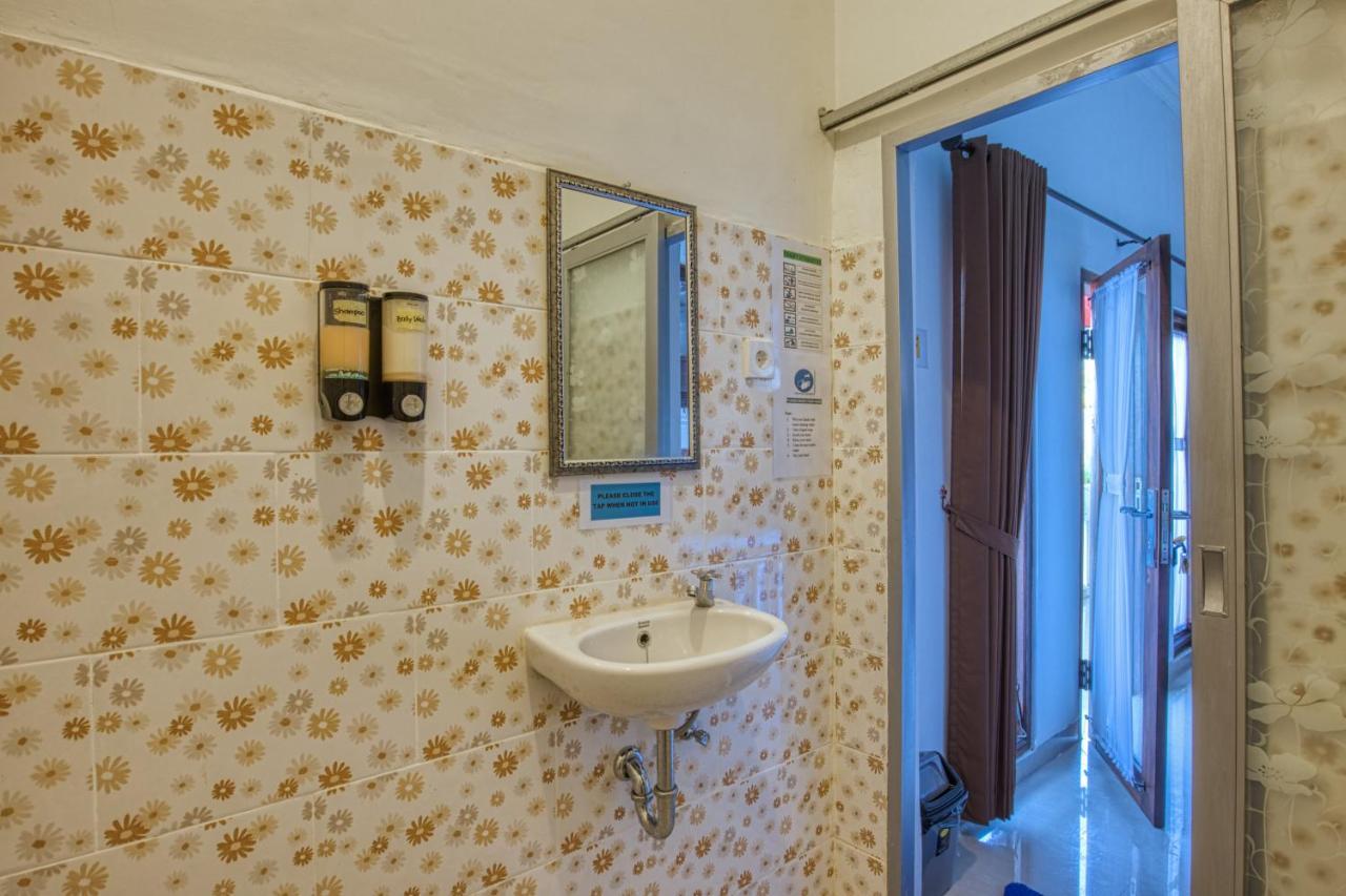 L Degus Hostel Toyapakeh Eksteriør billede